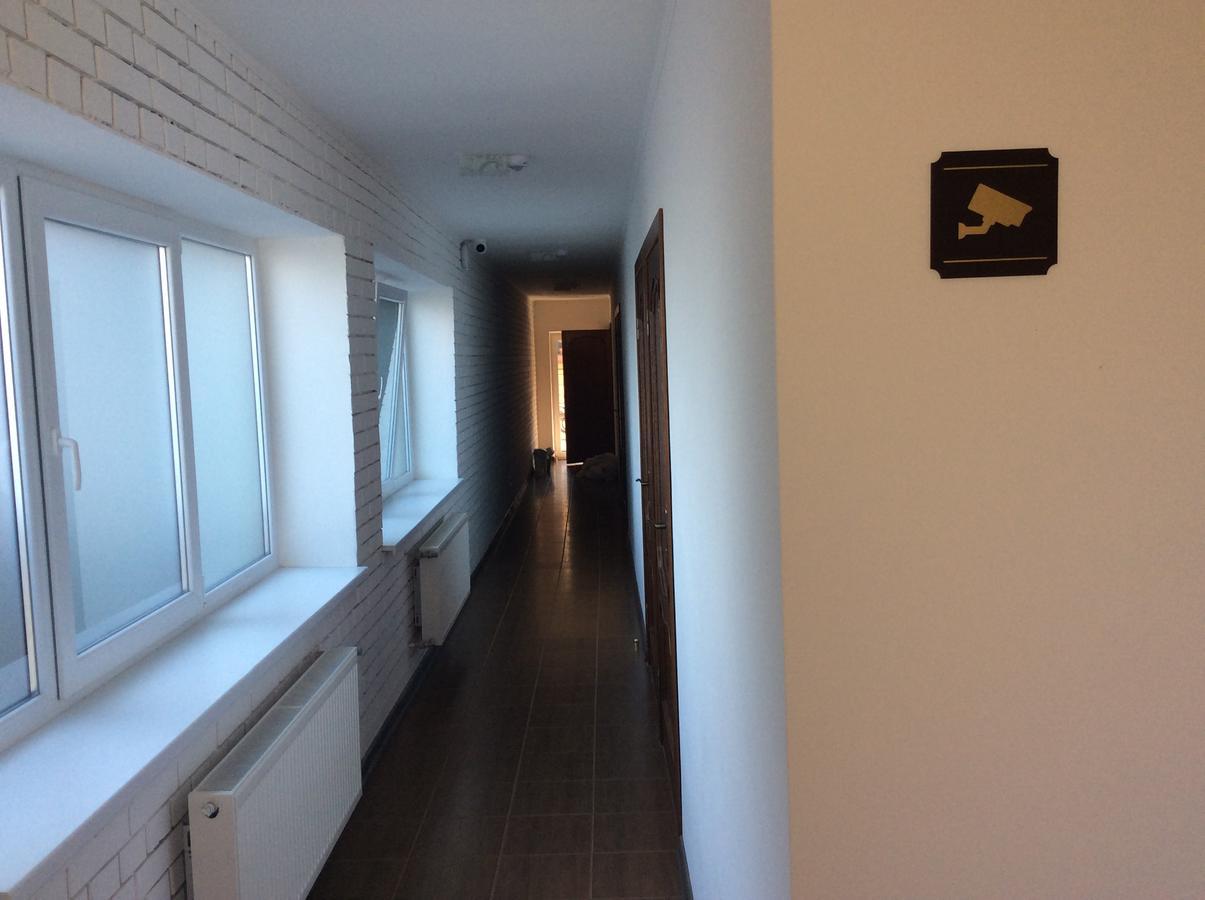 Hotel Travel Лвив Екстериор снимка